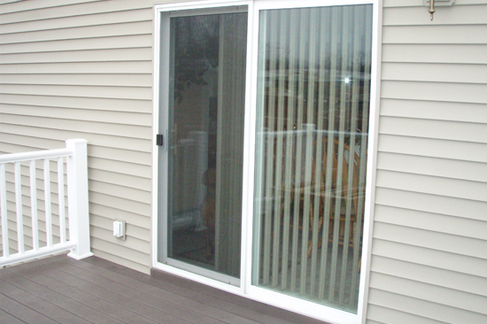 Lakeland Village-screen-door-repair